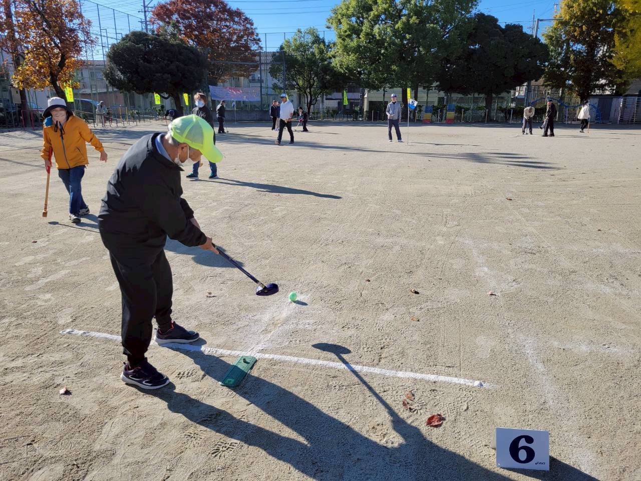 大盛況!!　グラウンドゴルフ大会を開催しました